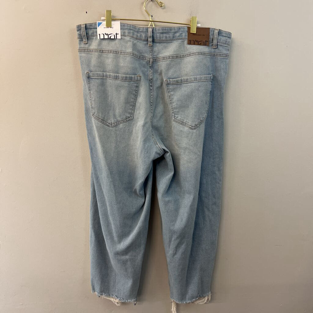 Mat Jeans Light Wash Distressed Wide Leg Jeans Large