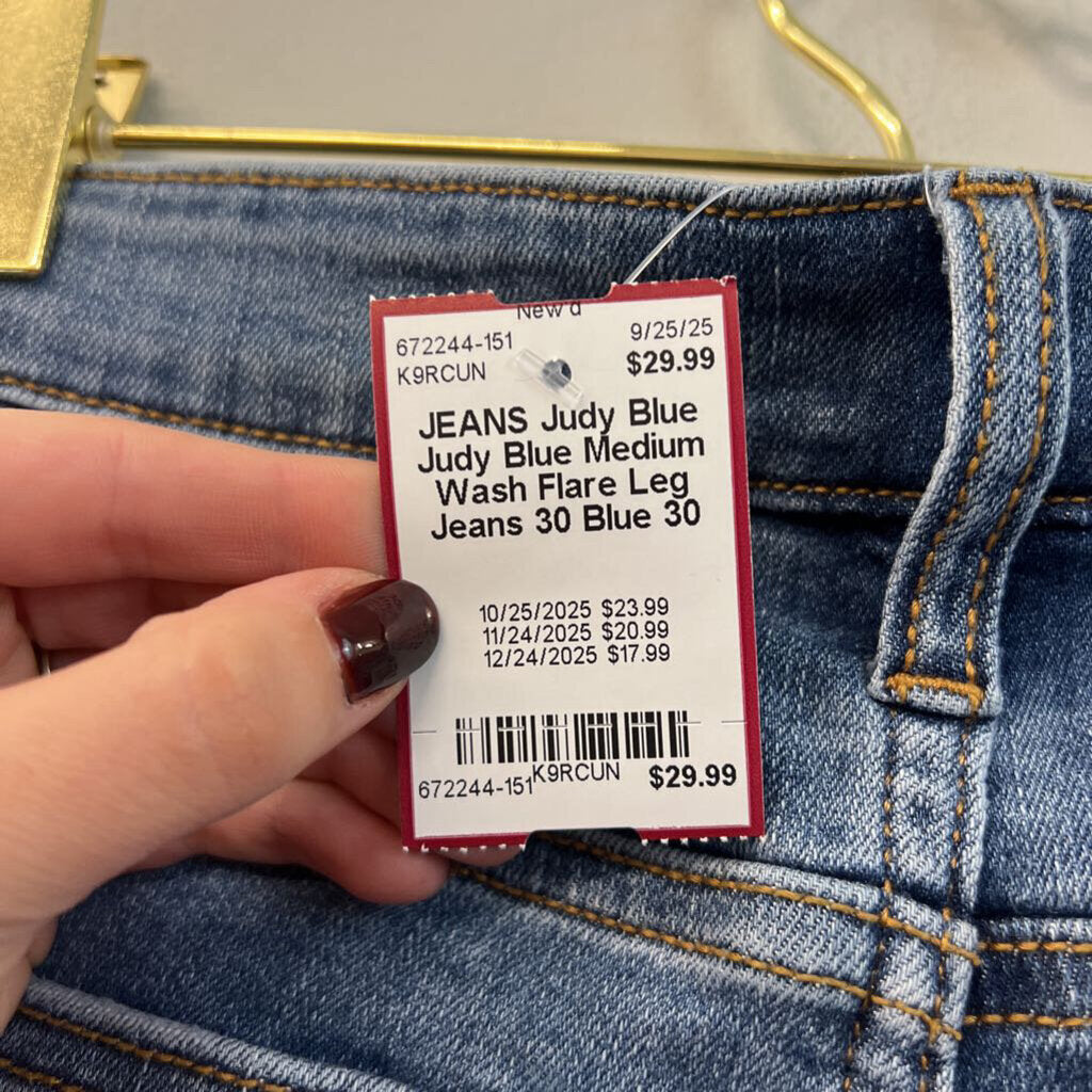 Judy Blue Medium Wash Flare Leg Jeans 30
