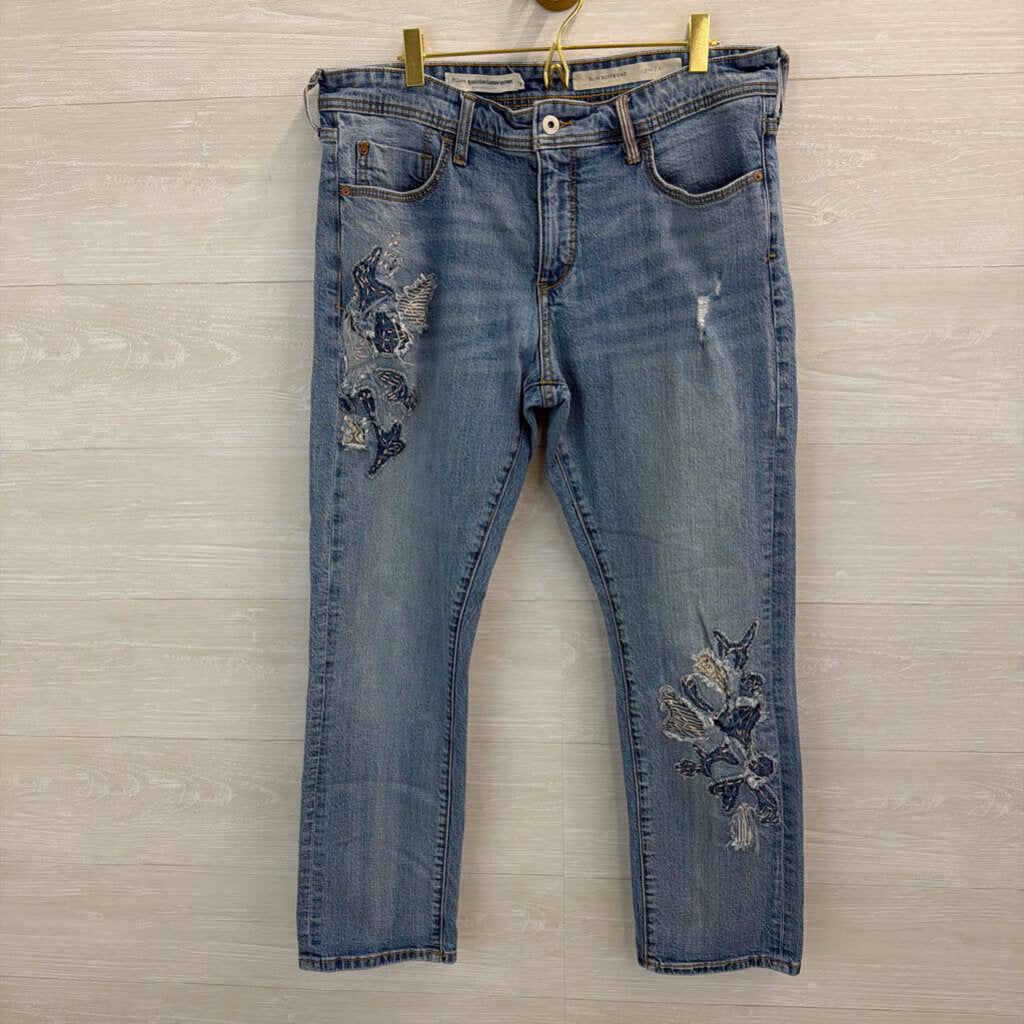 Pilcro Light Wash Slim Boyfriend Patchwork Detail Jeans 31