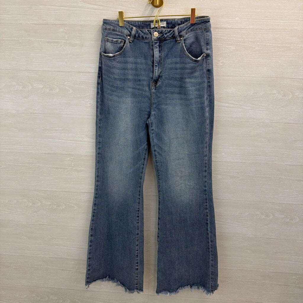Risen Jeans Light Wash Raw Hem Flare Leg Jeans 1XL