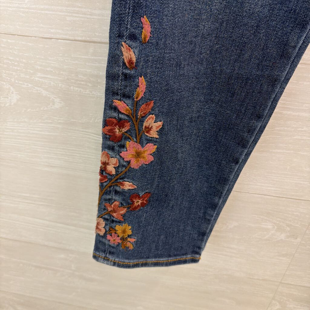 Driftwood Dark Wash Embroidered Flower Jackie High Rise Jeans 31