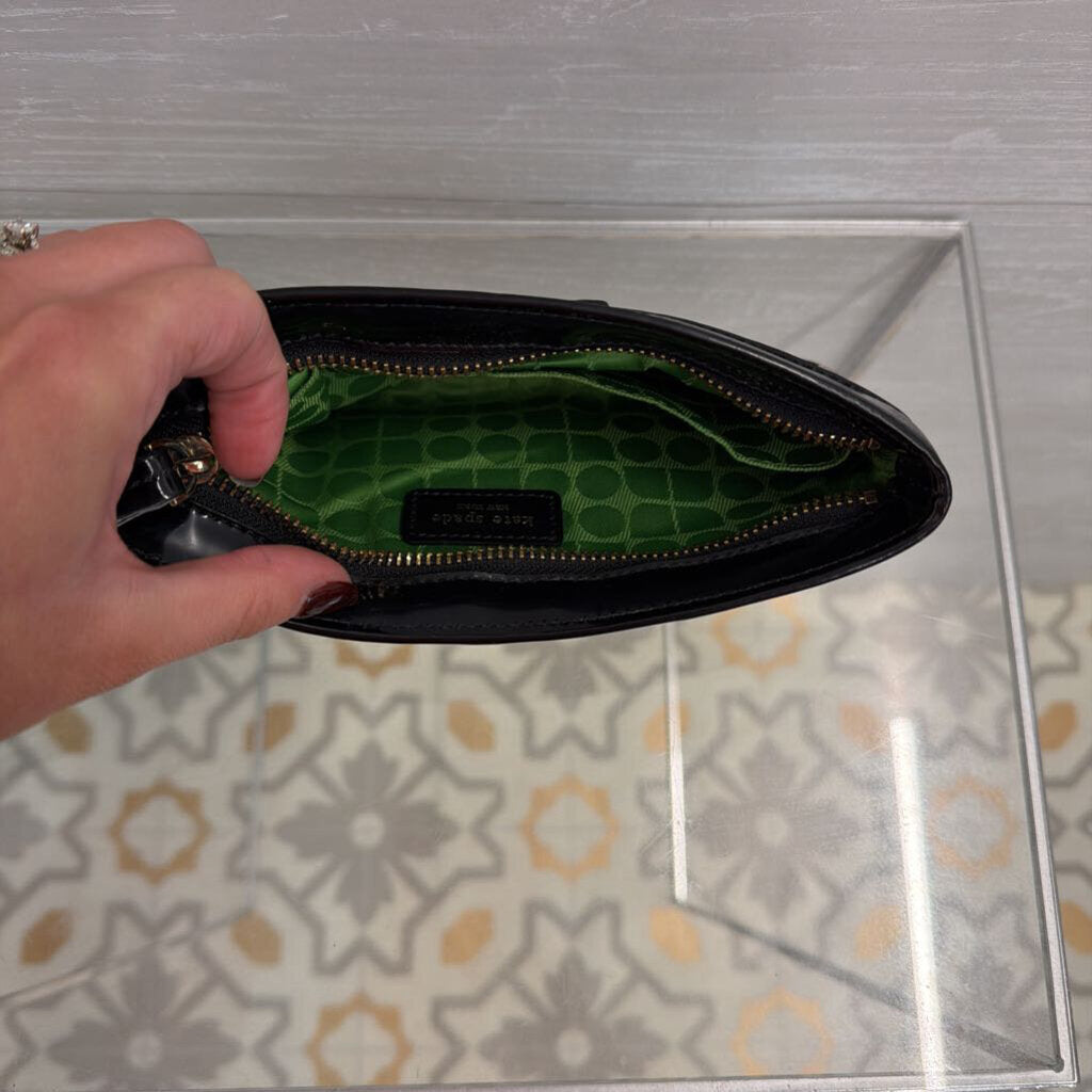 Kate Spade Black/ Cream Classic Noel Chrissy Wristlet