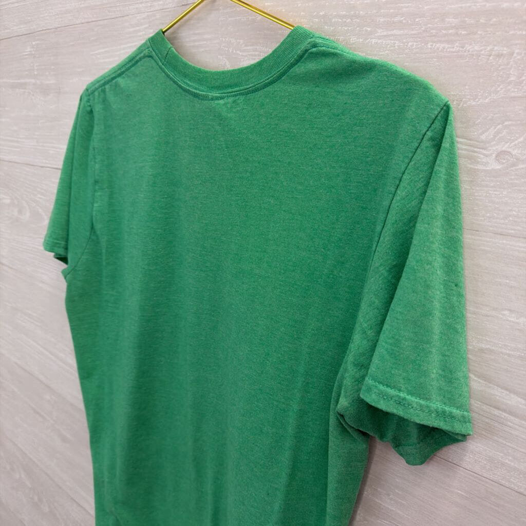 Green/ White Gilmore Girls Fan Fest Short Sleeve Graphic Tee Medium