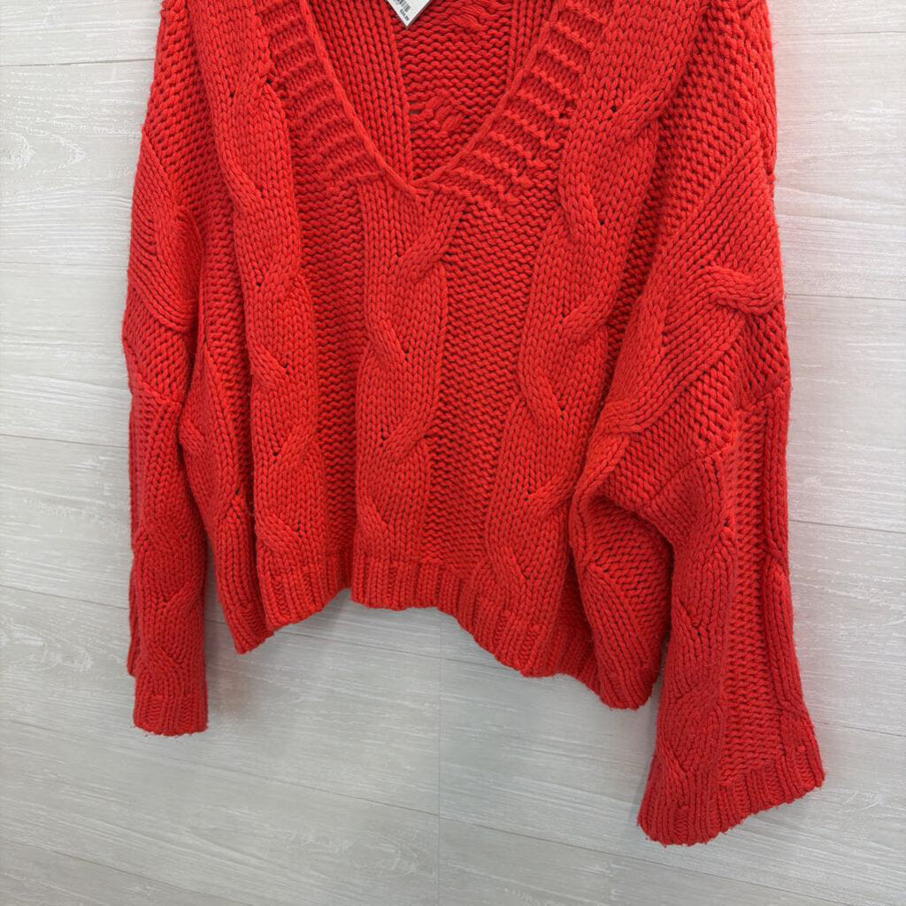 Lumiere Red Chunky Knit Long Sleeve V Neck Sweater Medium