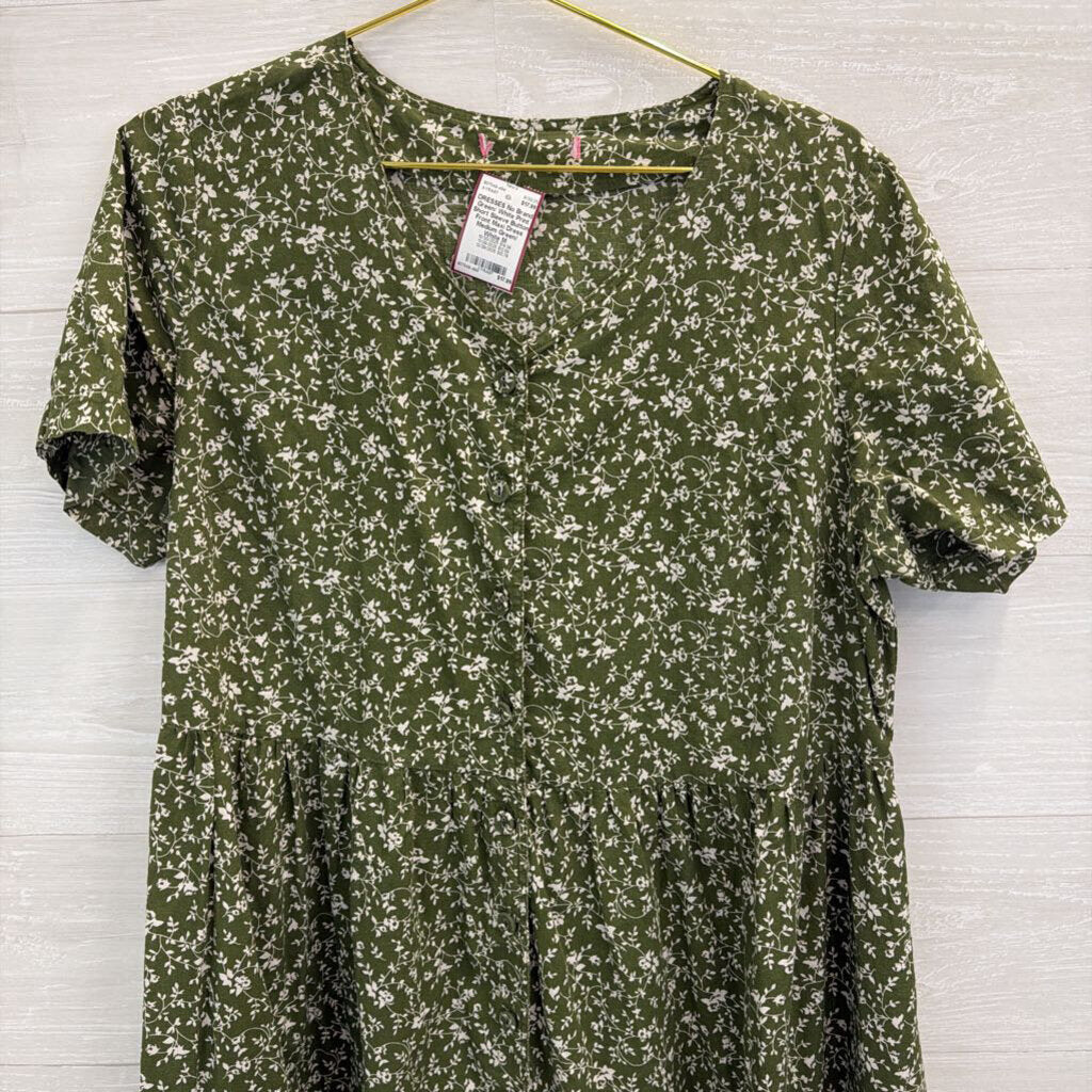 Green/ White Print Short Sleeve Button Front Maxi Dress Medium