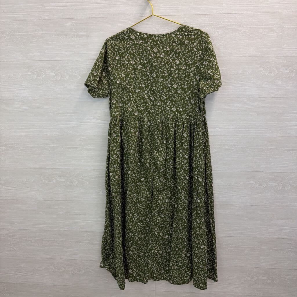 Green/ White Print Short Sleeve Button Front Maxi Dress Medium