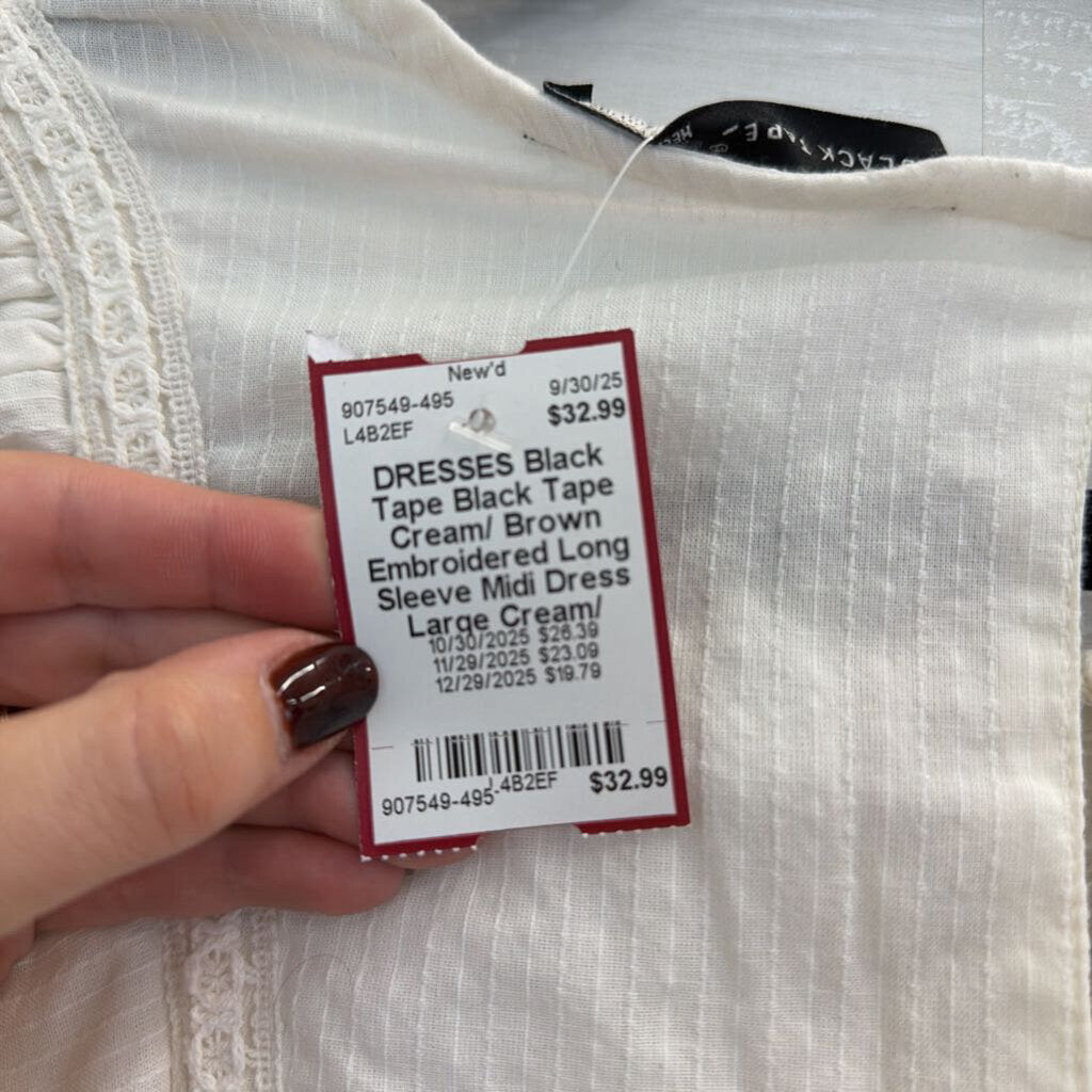 Black Tape Cream/ Brown Embroidered Long Sleeve Midi Dress Large