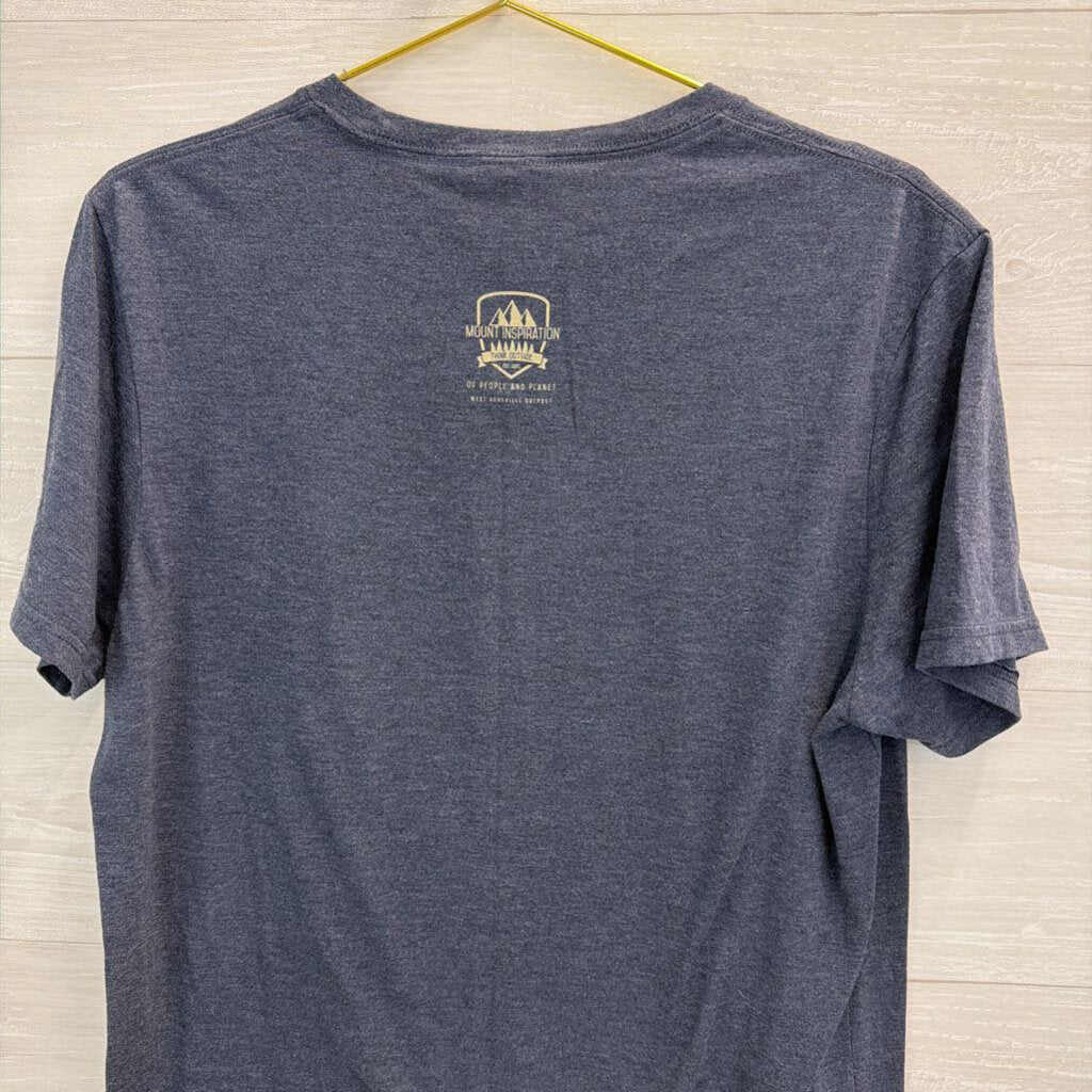 Navy/ Beige Flower In Boots Short Sleeve Graphic Tee Large