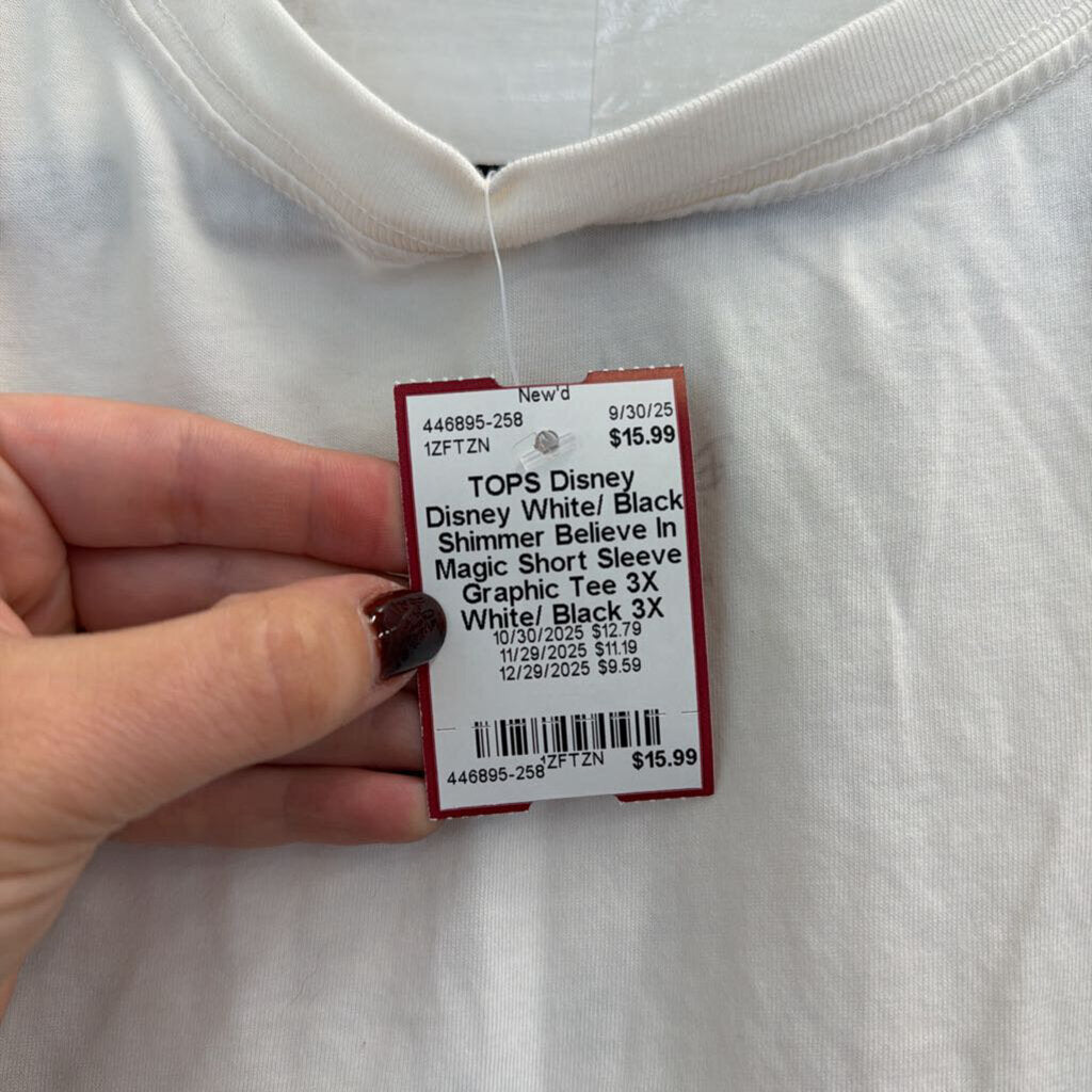 Disney White/ Black Shimmer Believe In Magic Short Sleeve Graphic Tee 3X