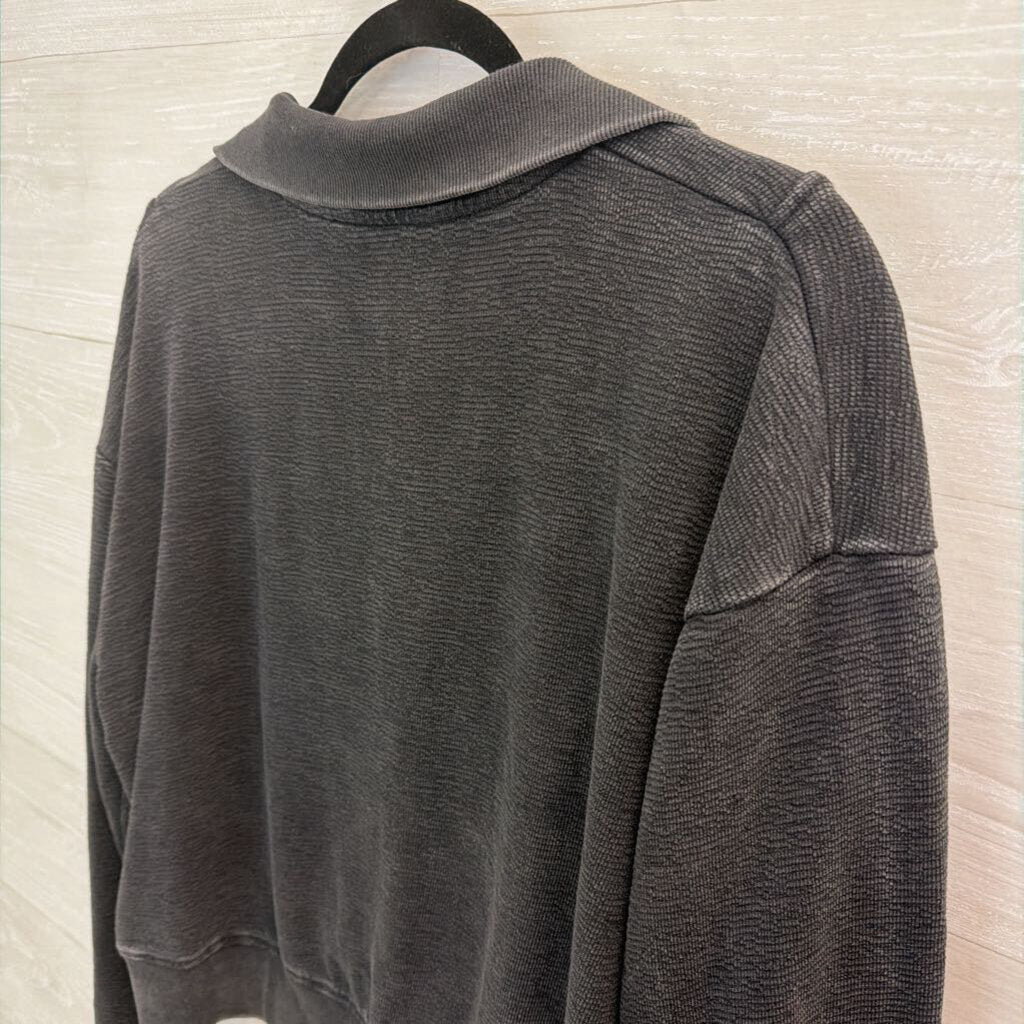 Mono B Grey Cropped Quarter Zip Pullover Large