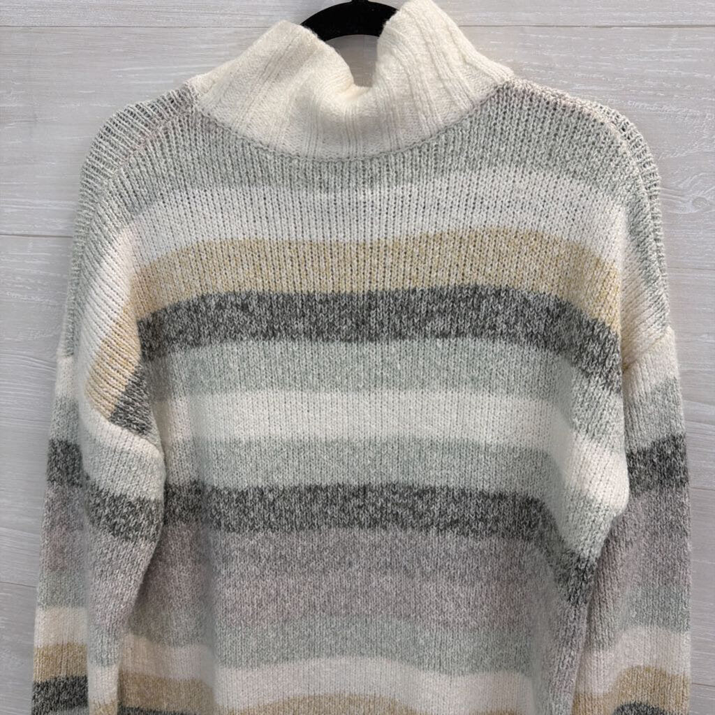 Eddie Bauer White/ Blue Striped Knit Mock Neck Sweater Medium