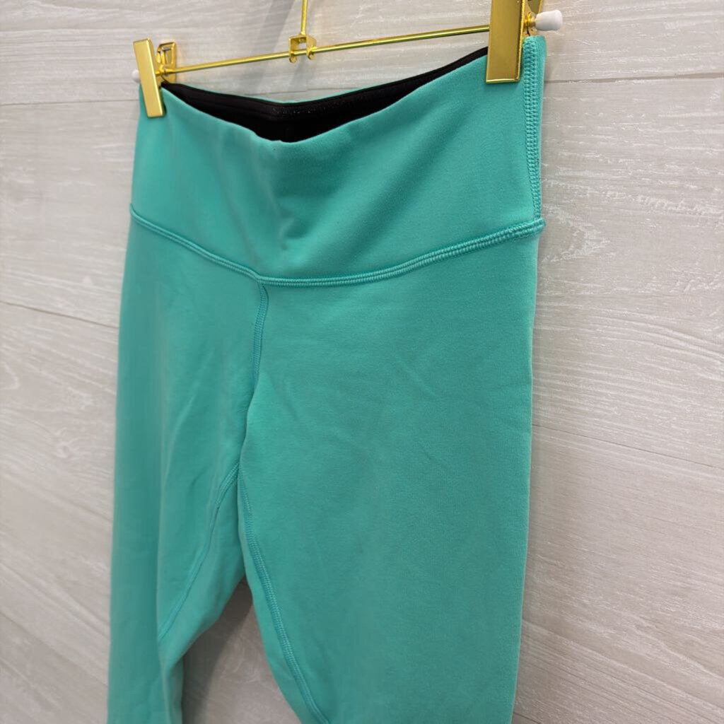 Lululemon Blue Cropped Leggings 4