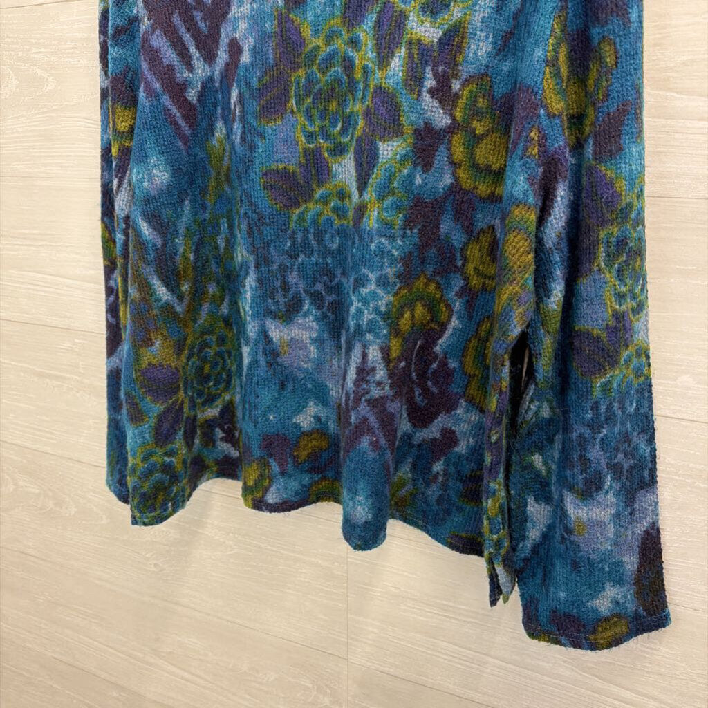 Habitat Blue/ Green Print Knit Turtleneck Sweater Extra Large