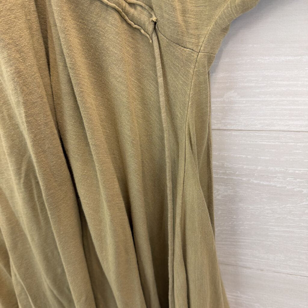 Oli and Hali Green Long Bell Sleeve Cinch Waist Dress Medium/ Large