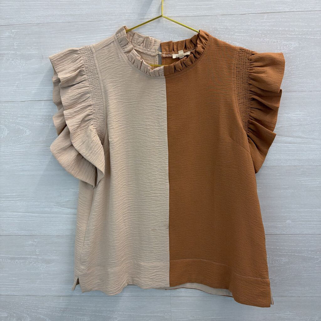Jodifl Beige/ Brown Color Block Short Flutter Sleeve Top Small