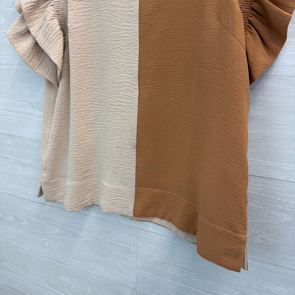 Jodifl Beige/ Brown Color Block Short Flutter Sleeve Top Small