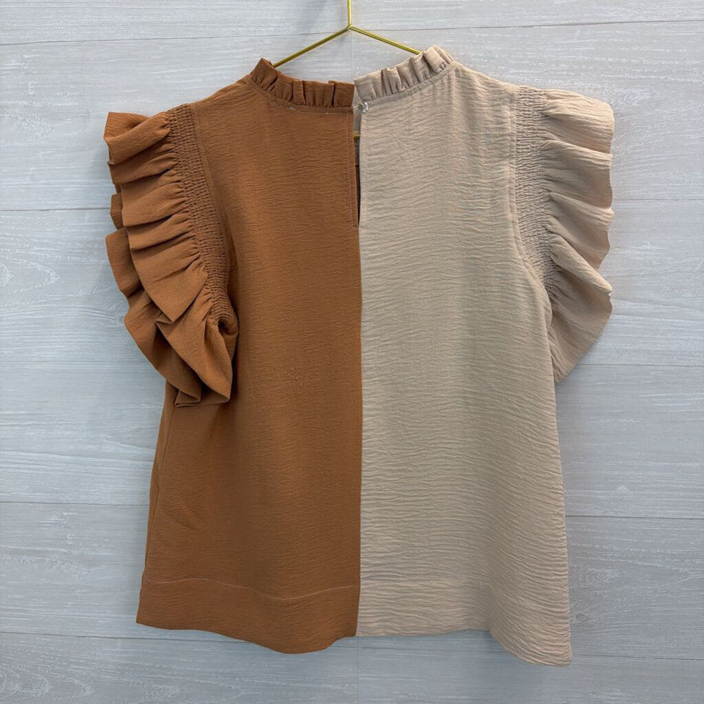 Jodifl Beige/ Brown Color Block Short Flutter Sleeve Top Small