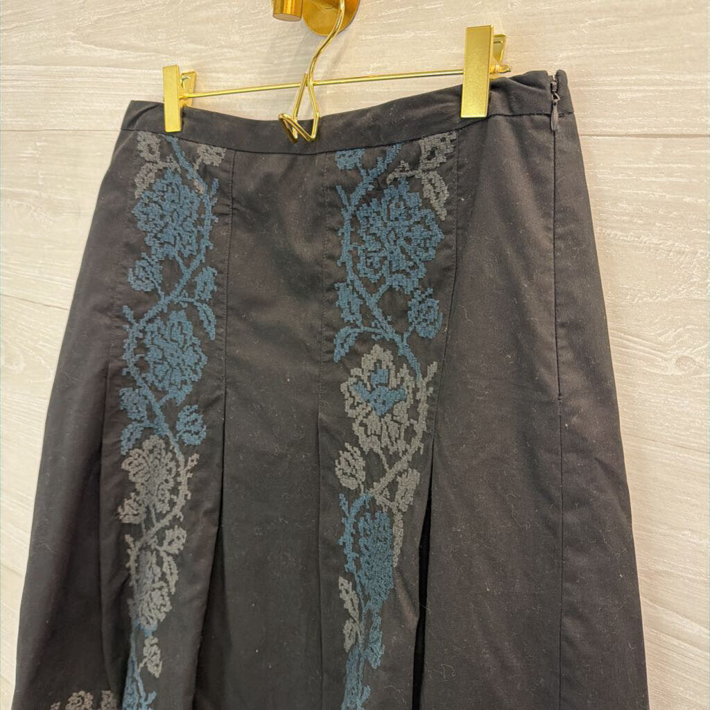 Loft Black/ Blue/ Grey Embroidered Detail Skirt 6