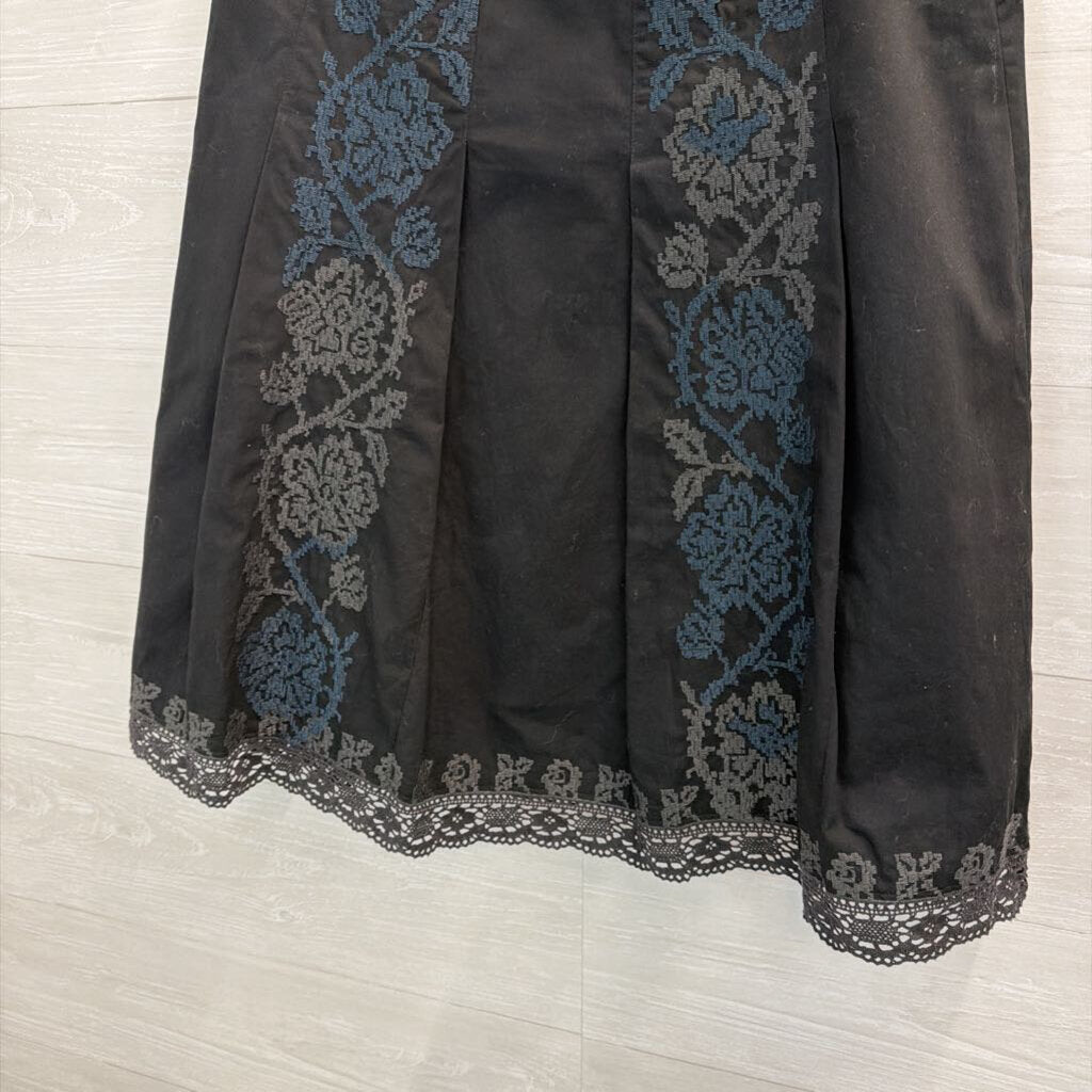 Loft Black/ Blue/ Grey Embroidered Detail Skirt 6