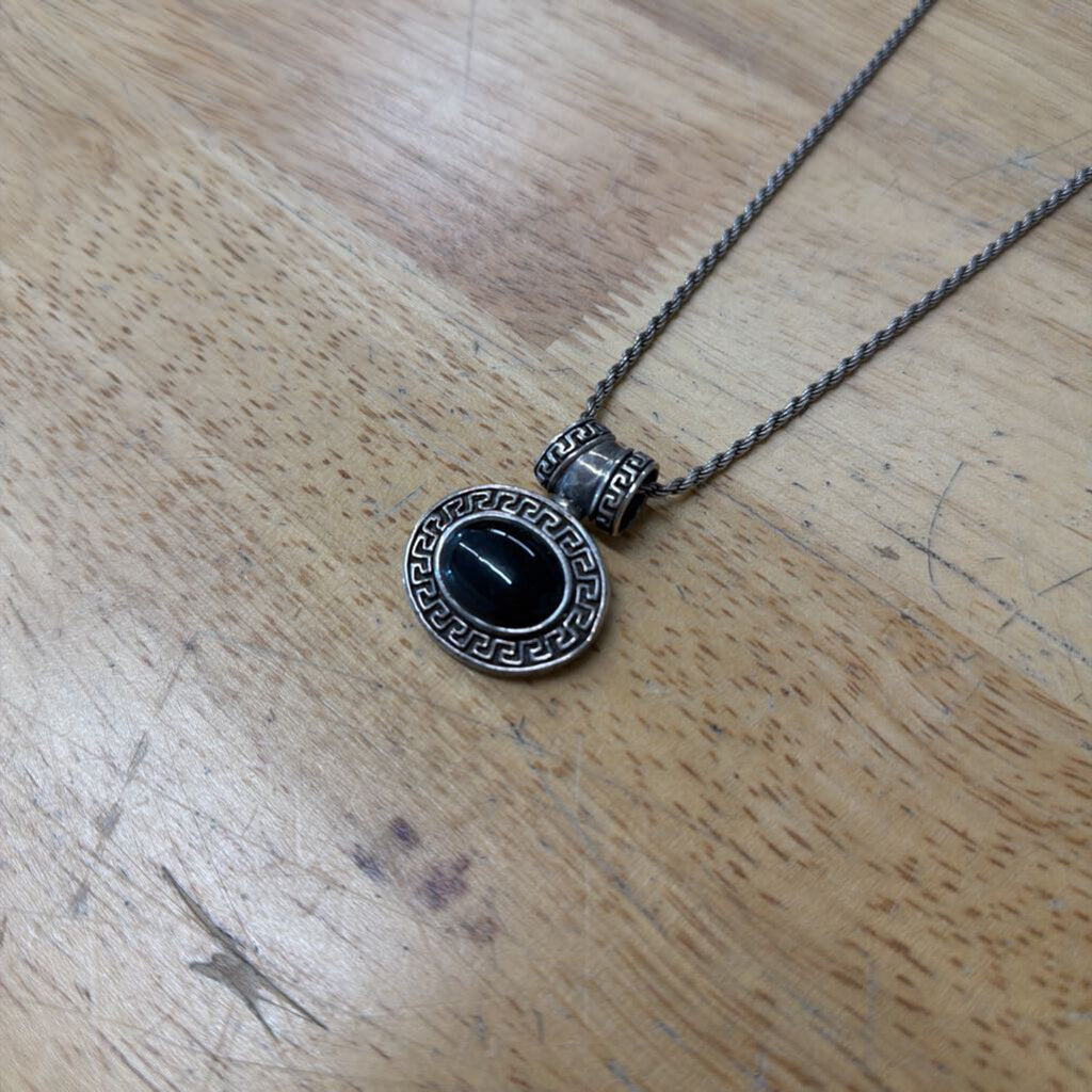 Silver/ Black Stone Drop Pendant Necklace