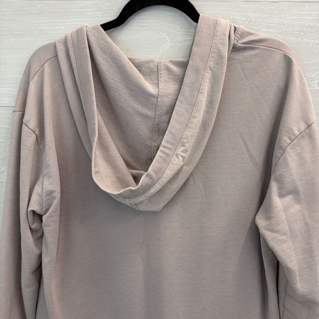 Jane and Delancey Light Purple Cropped V Neck Hoodie Medium