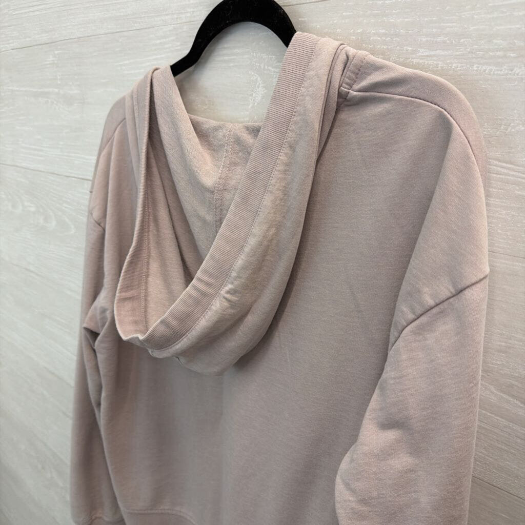Jane and Delancey Light Purple Cropped V Neck Hoodie Medium