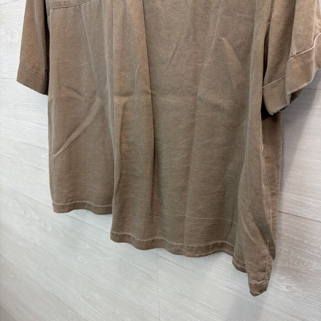 Jane and Delancey Brown Short Sleeve Button Down Top Medium
