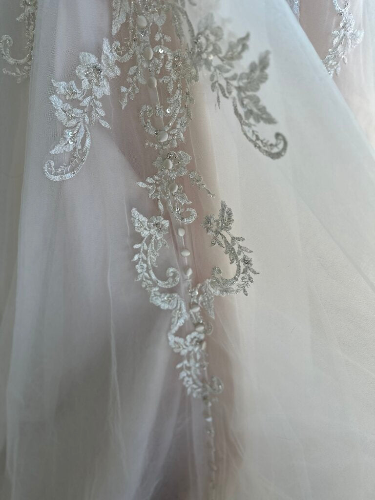 Ivory/Champagne Embroidered/Jewel Encrusted Mermaid Gown 14/16