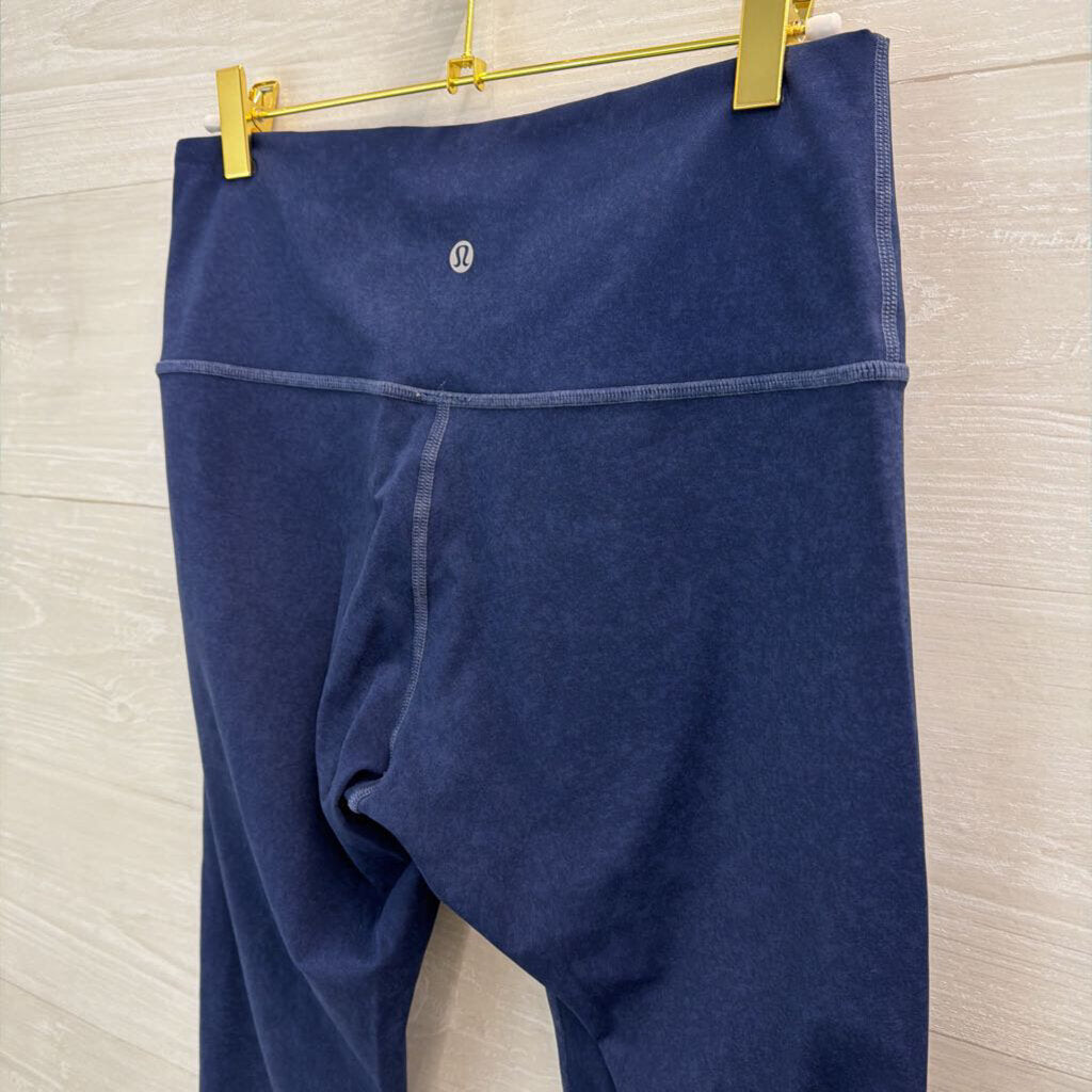 Lululemon Blue Cropped Leggings 8