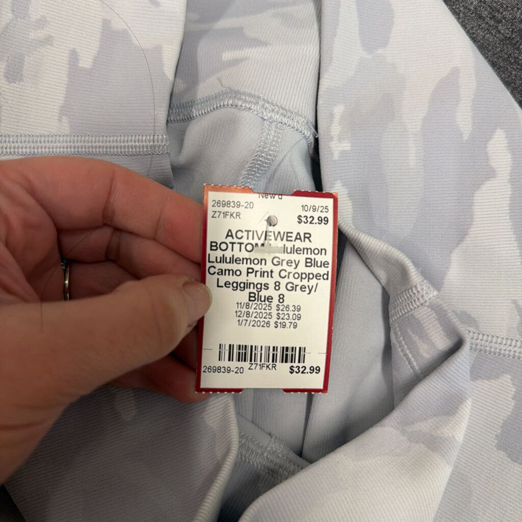 Lululemon Grey Blue Camo Print Cropped Leggings 8
