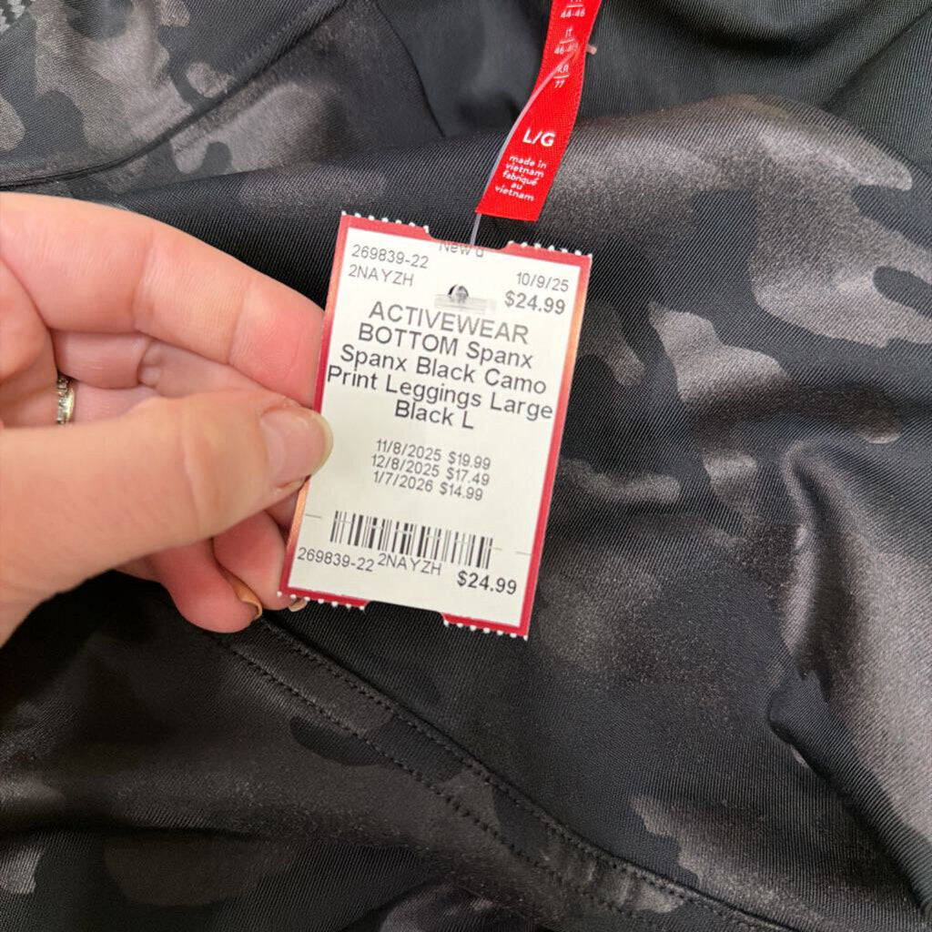 Spanx Black Camo Print Leggings Large