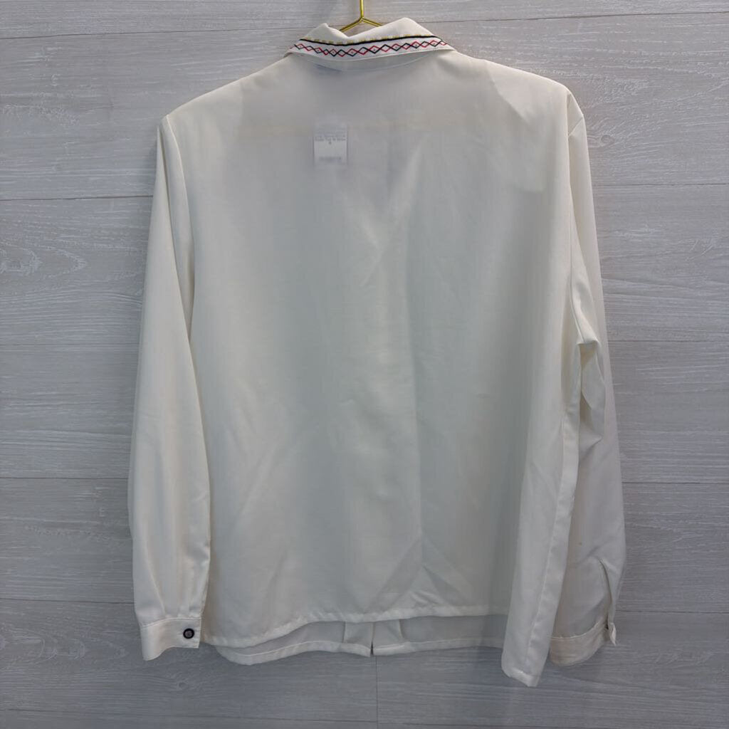 Vintage Koret White Embroidered Detail Long Sleeve Button Down Top 16
