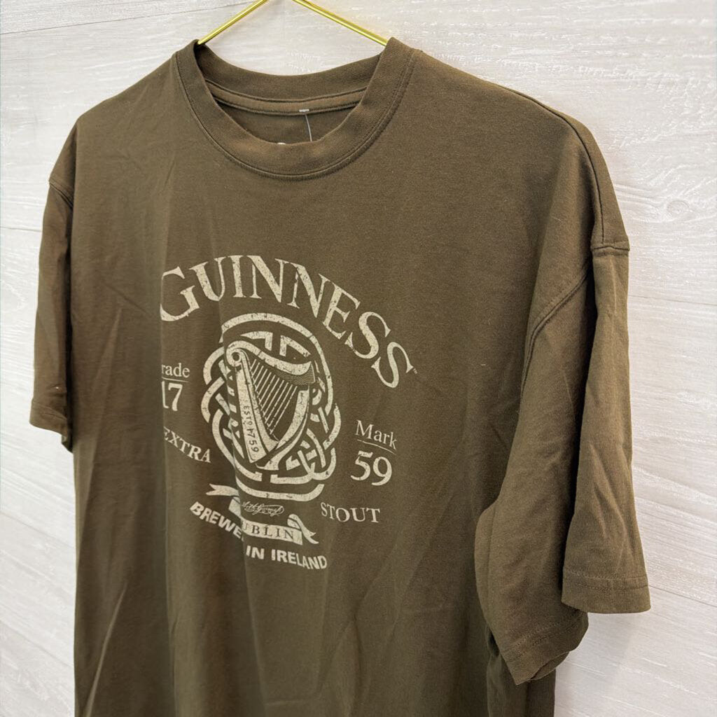 Guinness Green Short Sleeve Graphic Tee Medium