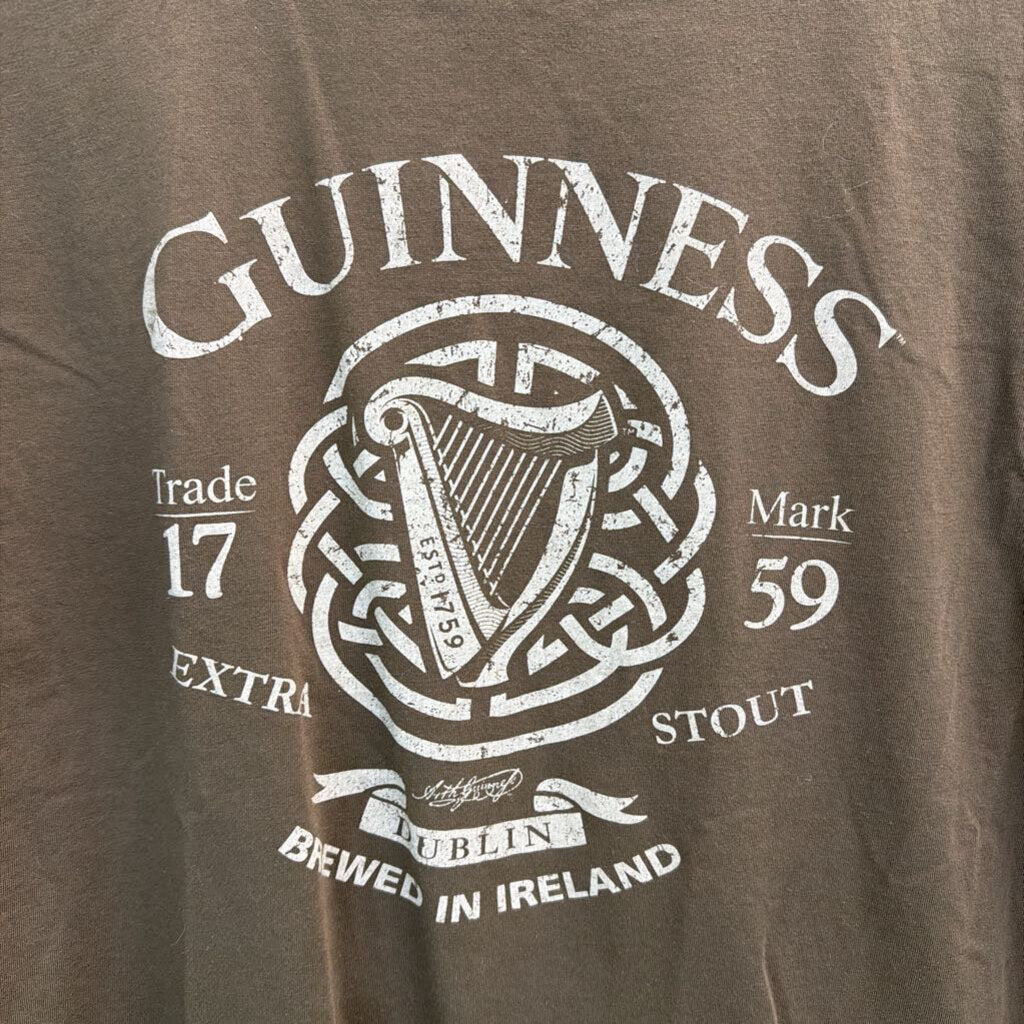 Guinness Green Short Sleeve Graphic Tee Medium