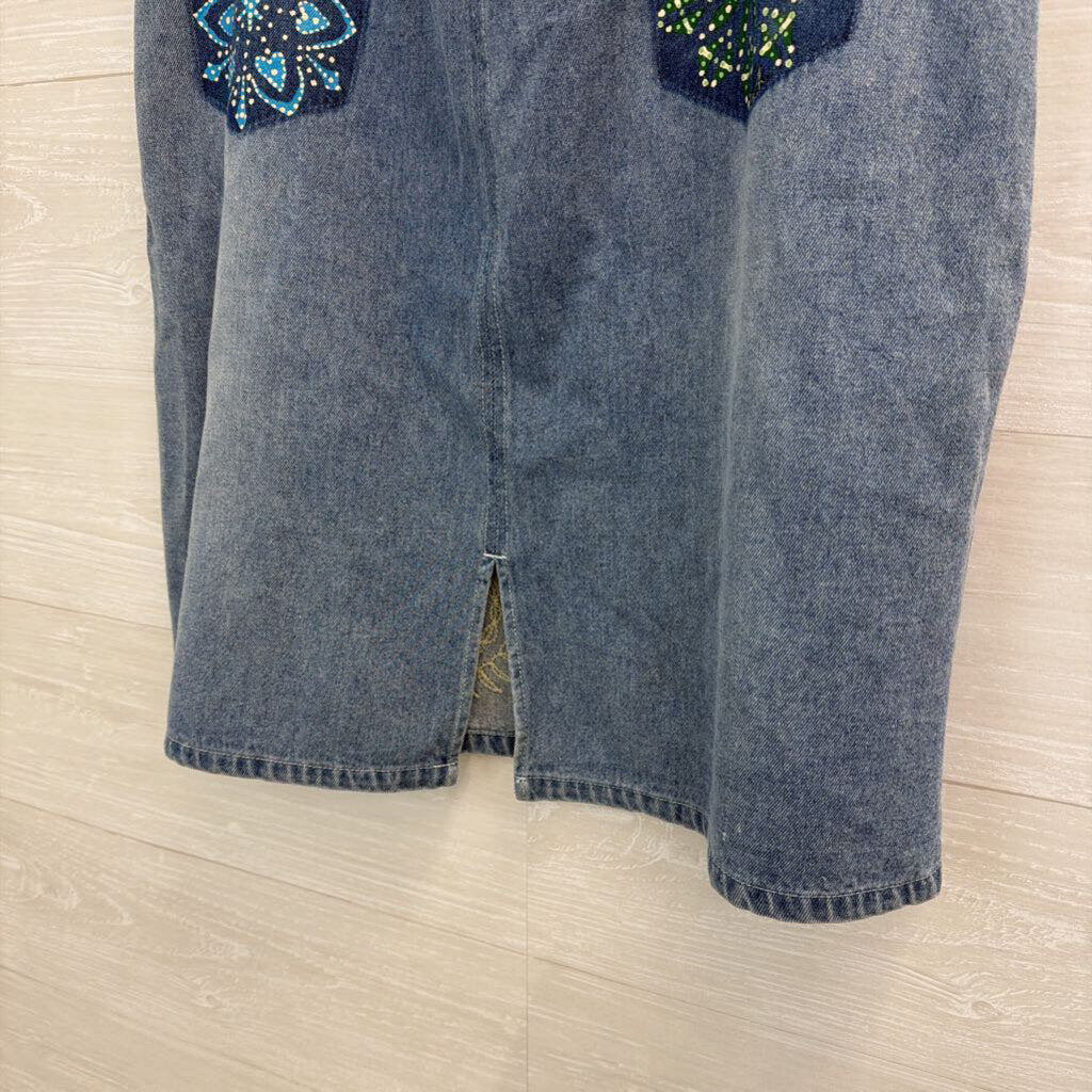 Clio II Light Wash Embroidered Flower Denim Skirt Large