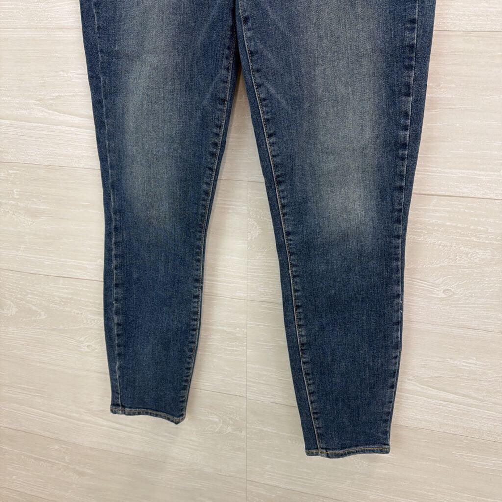 Paige Dark Wash Hoxton Crop Jeans 26