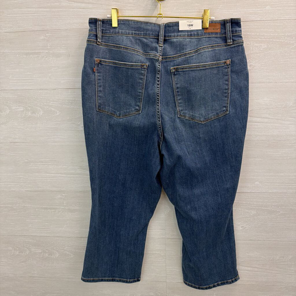 Judy Blue Medium Wash Mid Rise Skinny Fit Capri Jeans 18W