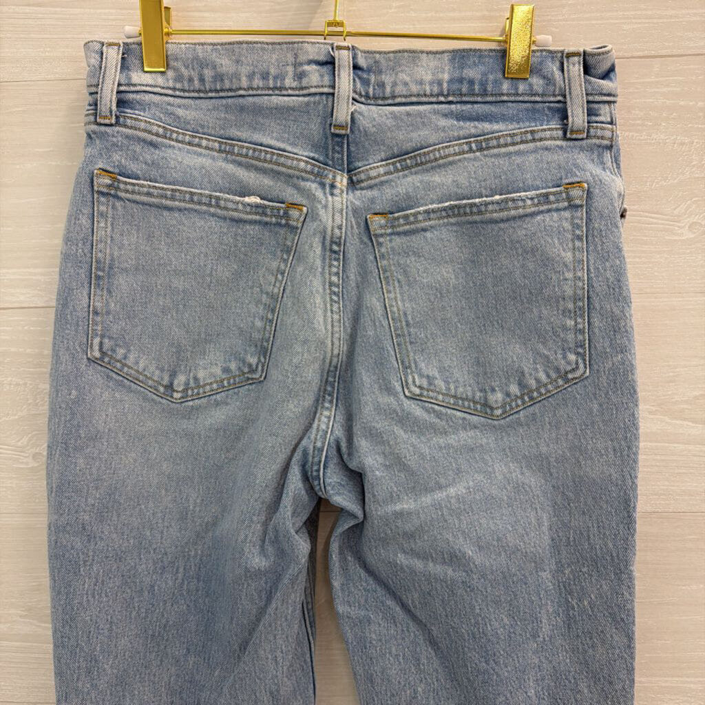 Abercrombie and Fitch Light Wash The 90s Straight Ultra High Rise Jeans 29