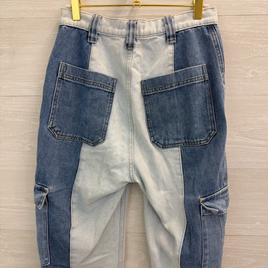 Pac Sun Medium/ Light Wash Cargo Wide Leg Jeans 27