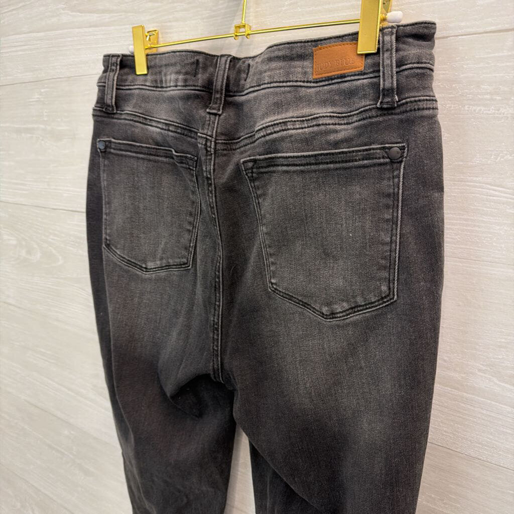 Judy Blue Black Super Flare Denim Jeans 29