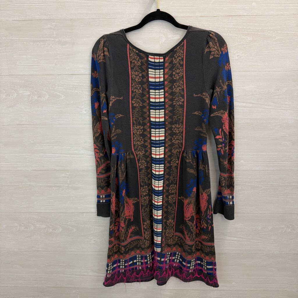 Knitted and Knotted Grey/ Blue Print Long Sleeve Sweater Dress Extra Small