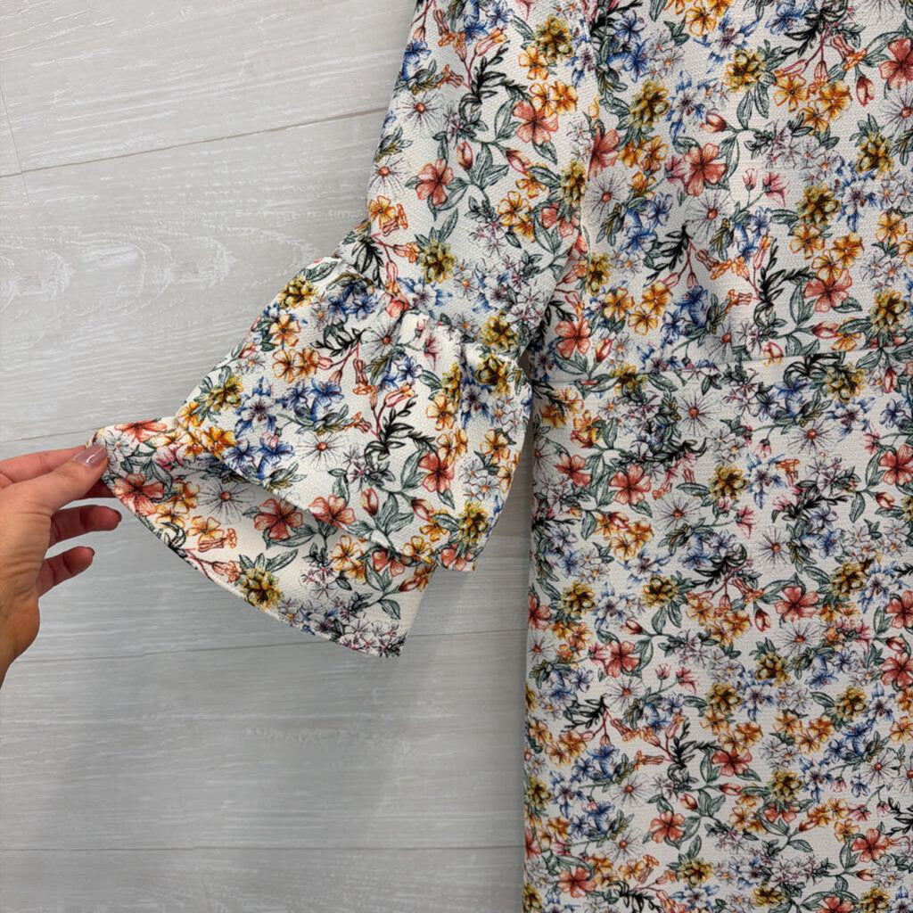 Zara White/ Multi Flower Print Bell Sleeve Dress Extra Small