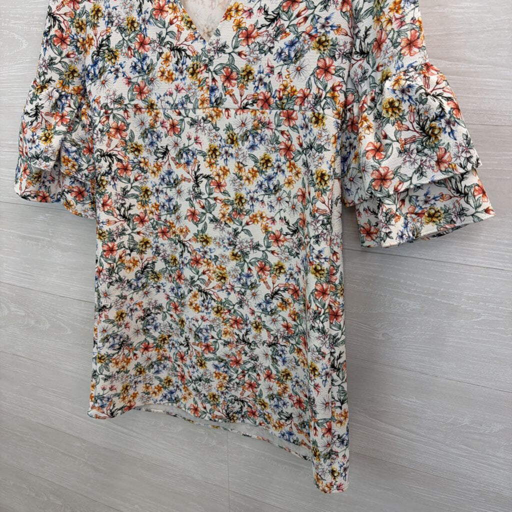Zara White/ Multi Flower Print Bell Sleeve Dress Extra Small
