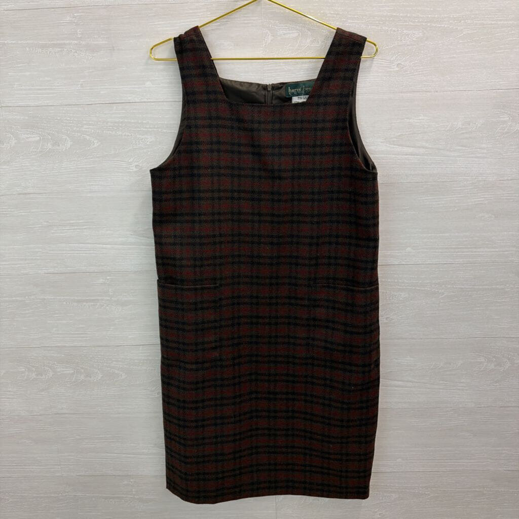 Harve Benard Red/Green/Black Plaid Jumper 10