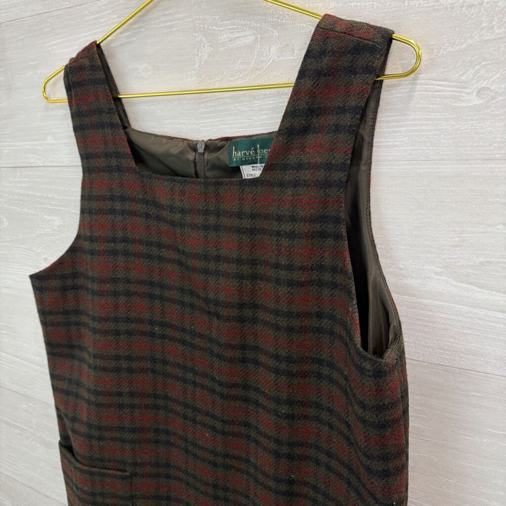Harve Benard Red/Green/Black Plaid Jumper 10