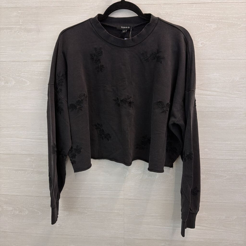 Torrid Black Embroidered Flower Cropped Long Sleeve Top 00