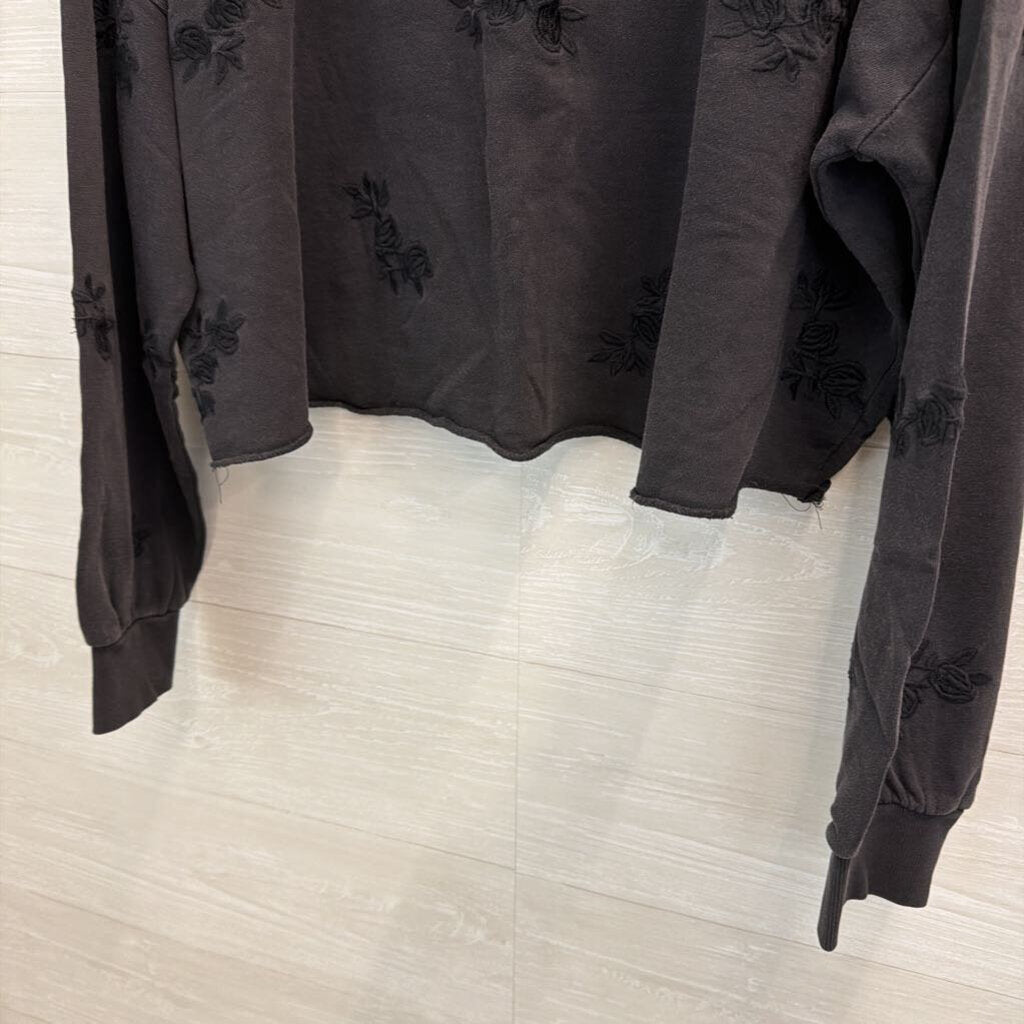 Torrid Black Embroidered Flower Cropped Long Sleeve Top 00