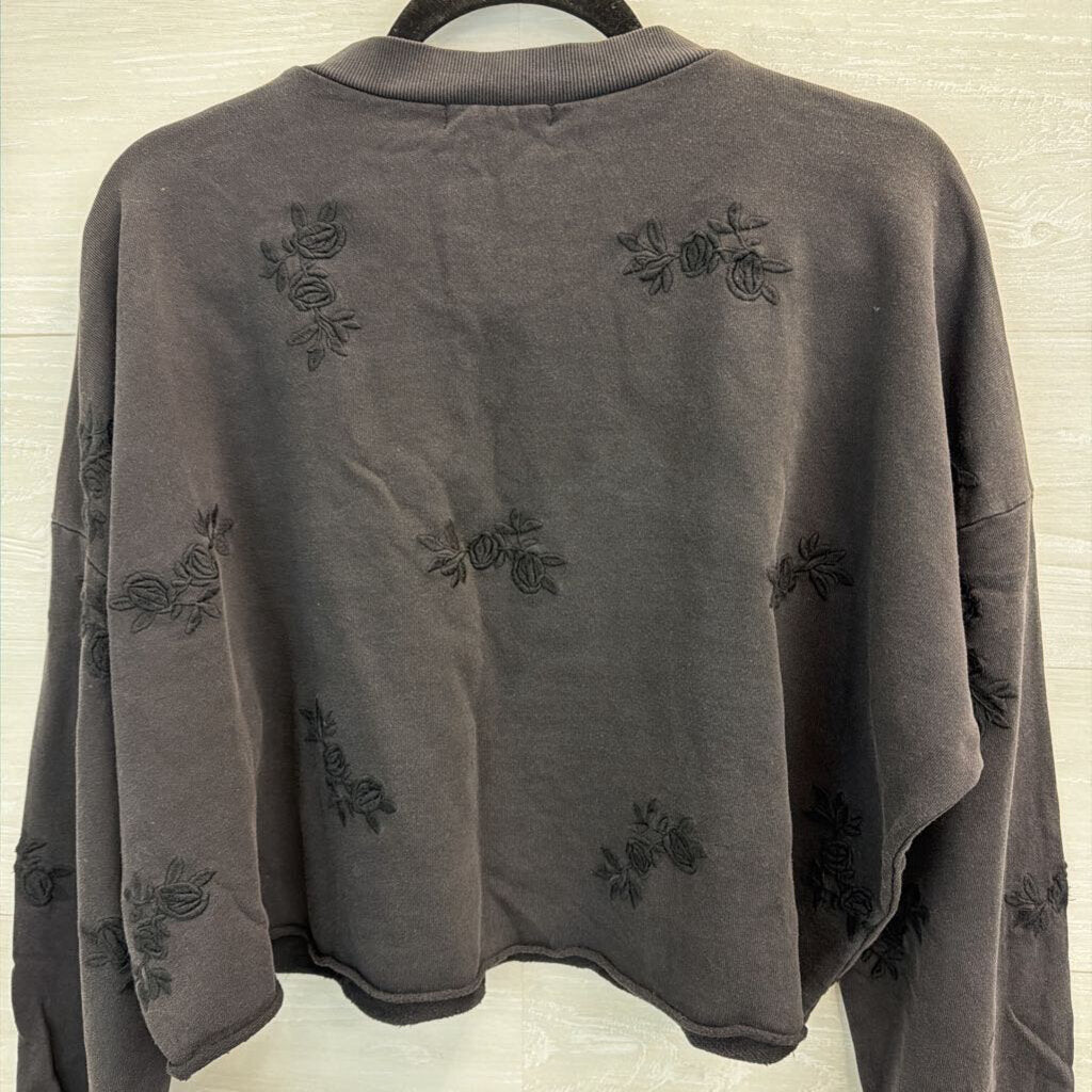 Torrid Black Embroidered Flower Cropped Long Sleeve Top 00