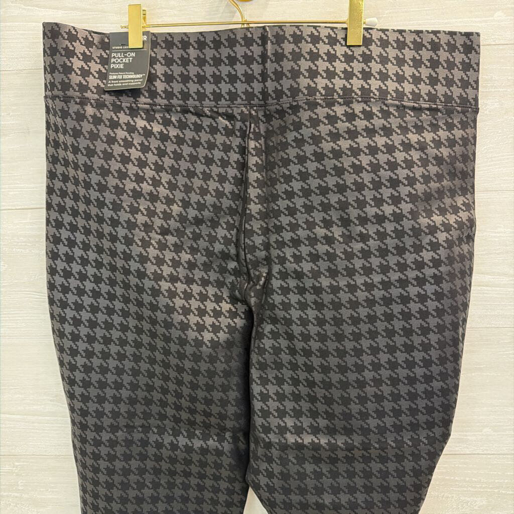 Torrid Black Houndstooth Pocket Pixie 3R