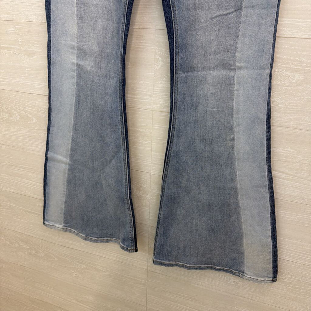 Vervet Bella High Rise Color Block Flare 30